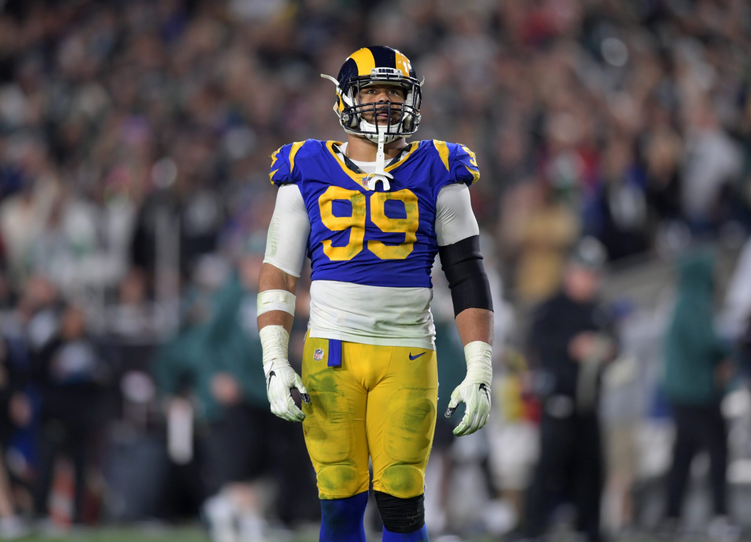 דירוג שחקני ה-NFL של 2019: עשרת מגני הפנים הטובים בליגה