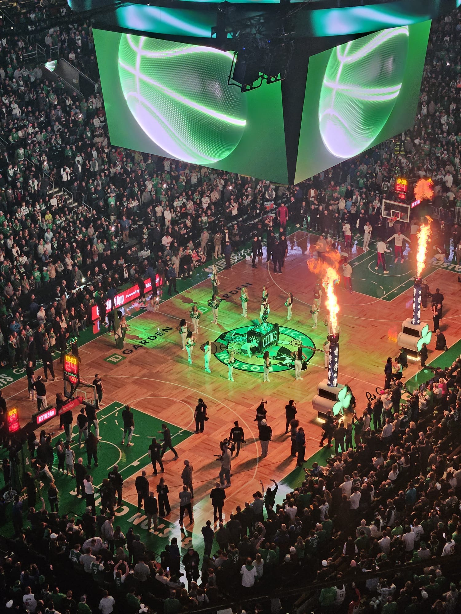 ישר מהמגרש: בוסטון מארחת את מיאמי / יוסי ברקלי