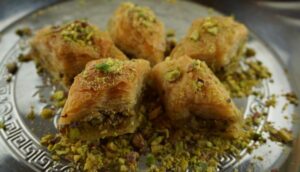 baklava-with-pistachios-4183180_960_720-pixabay-750x430