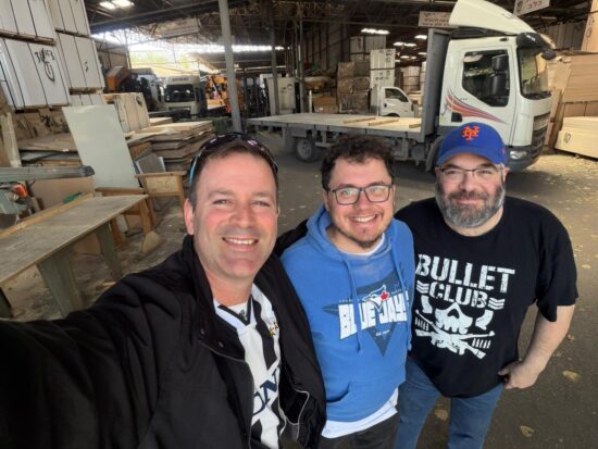 A Kosher Hot Dog: שי בלפר וה-AL East / ארז שץ ויוני לב ארי