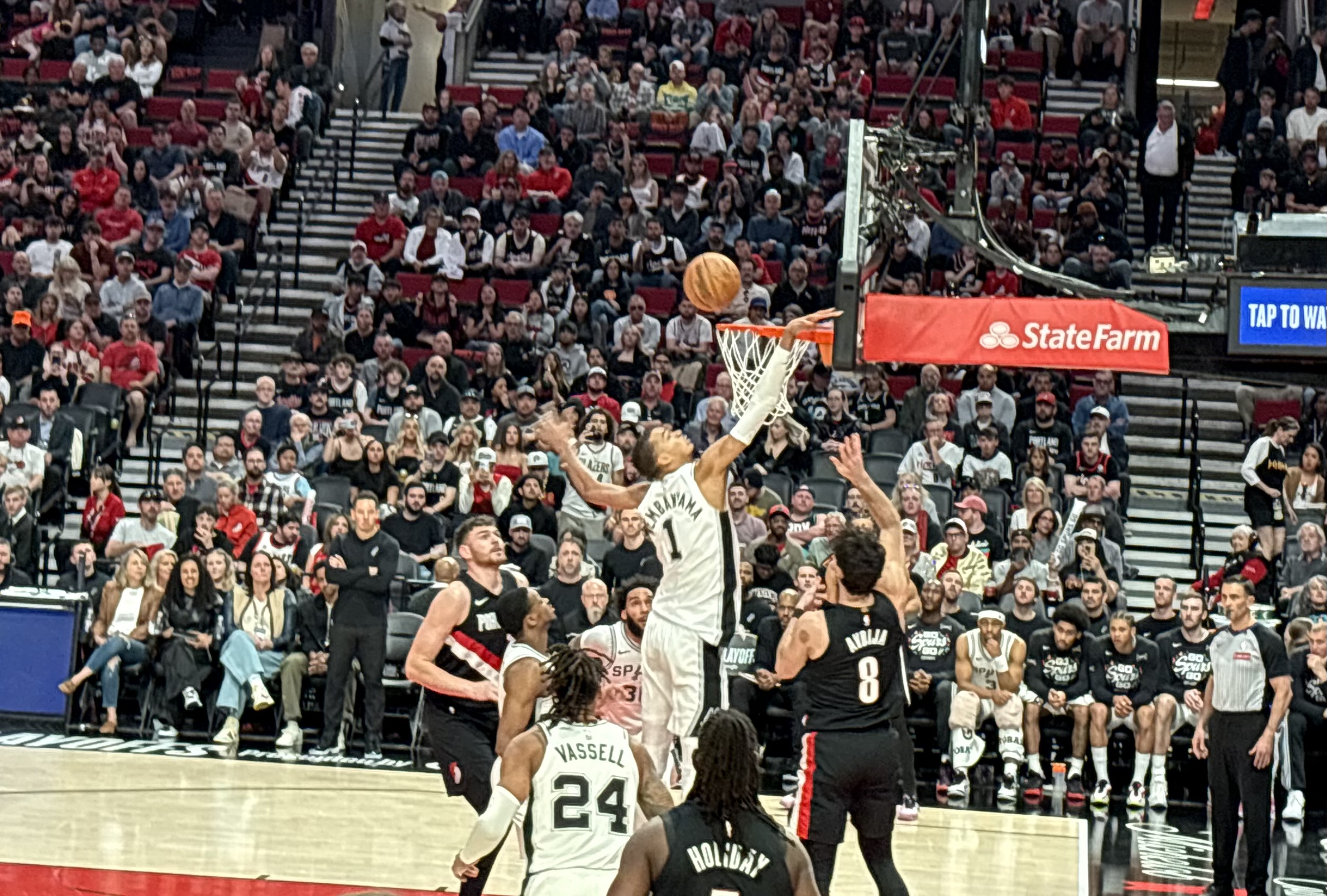 הספרס שוב חוזרים מפיגור גדול לניצחון משכנע ועולים ליתרון 3-1 בסדרה / ראובן בראל ושגב מטוס